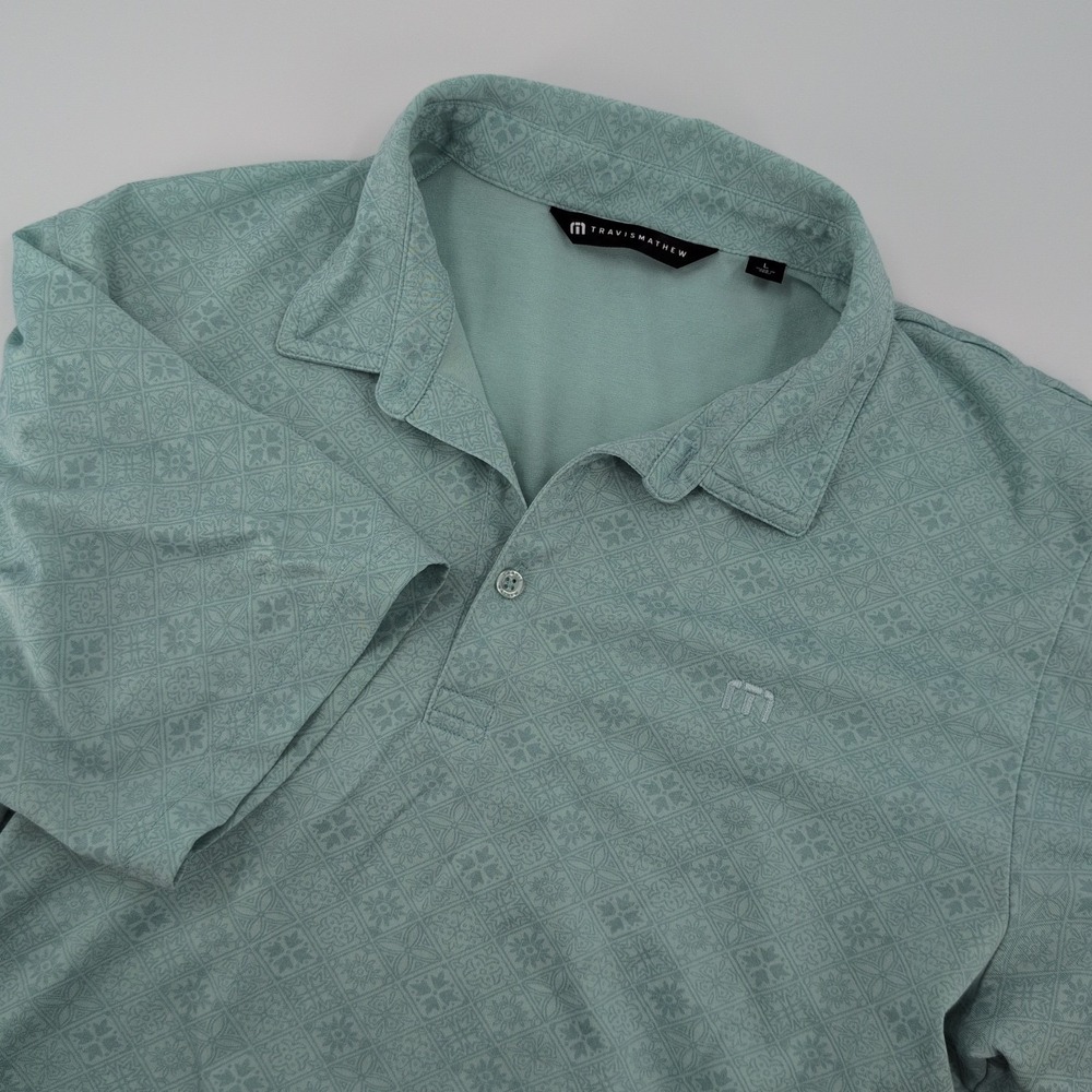 Travis Mathew Mens Sz L Shrt Sleeve Acropolis Polo Golf Shirt Eggshell Blue Logo